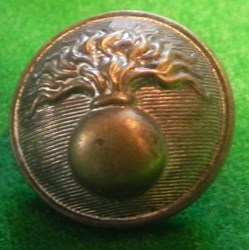bouton militaire à la grenade gendarmerie?