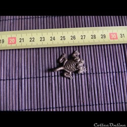 poids à or forme figurative : grenouille