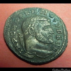 MAXENTIUS follis RIC 202a