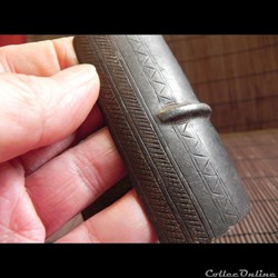bracelet manchette de  fer