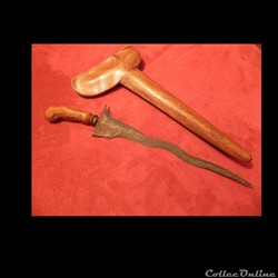 ancien couteau kriss damassé