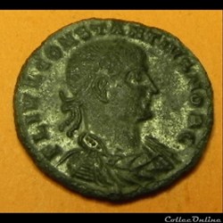 CONSTANCE II PROVIDENTIAE CAESS nummus porte camp