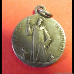 médaille St Benoît fin XIX éme