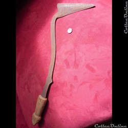 arme de jet "épée faucille" POTO du CONGO
