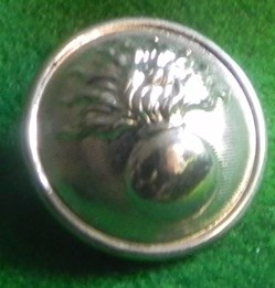 bouton militaire à la grenade gendarmerie?