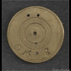 poids en forme de disque .(16 ? ) deux poinçons un élément de pile à godets, couvercle