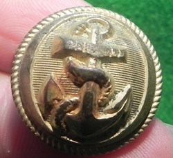 Bouton ancre de forme ronde, dite "bouclier" d'officier de marine
