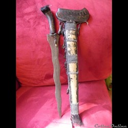 ancien couteau kriss damassé