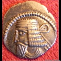 - Vologèses I - S.70.13 ou 14 - Ecbatane Drachme