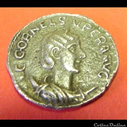 Cornelia Supera (pourunfaux) "moulée"