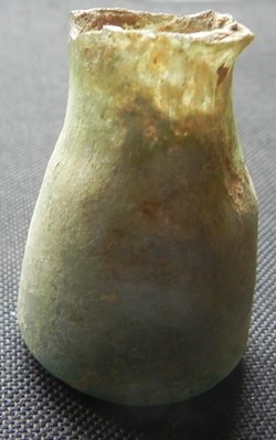 Romain - Petit vase à onguent en verre irisé - IIème-IVème siècle