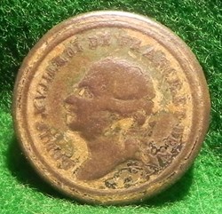Bouton plat Louis XVIII Roi de France