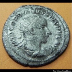 GORDIEN III . AETER-NITATI AVG saucée?