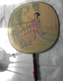 éventail  Japon   concubine  peinture sur toile