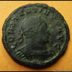 Constantin II follis réduit CLARITAS REIPVBLICAE