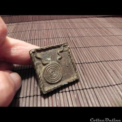 poids à or forme géométrique Akan ou Baoulé ?