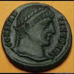 Constantin I PROVIDENTIAE AVGG  (porte  de camp)  Constantinus