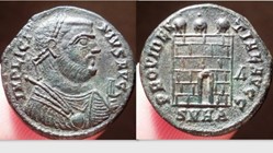 LICINIUS I AE Follis RIC VII 48, Campgate