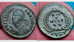 JULIAN II AE3, RIC 130, Vota