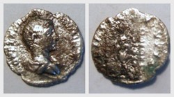 DIADUMENIAN Denarius RIC 102, Prince