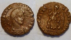 VALENS  AE3, RIC IX 3b/5b, Victory