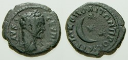 SEPTIMIUS SEVERUS AE18 Varbanov 2554, Crescent and Stars