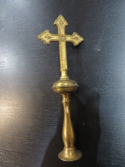 Croix fixable