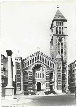 Grenoble-Basilique Saint Joseph (exterieur)