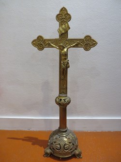 Crucifix art déco