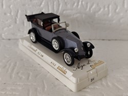 Renault 40 cv Décapotable Solido 4149