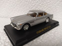 Ferrari 250 GT 2+2