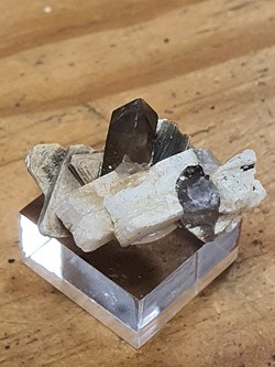 Quartz fumé orthose et muscovite, Santec, Finistère, France