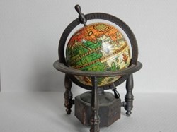 Globe
