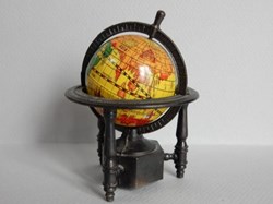 Globe