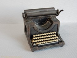 Machine à ecrire