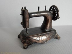 Machine à coudre