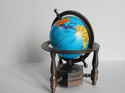 Globe