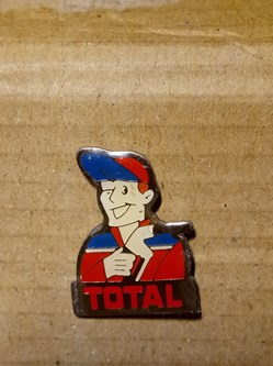 Pin's\Pétroliers\Total