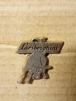Pin's\constructeur\Lamborghini