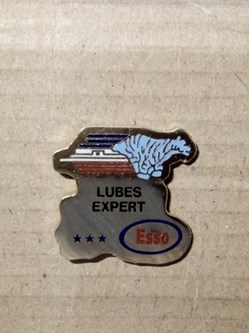 Pin's\Pétroliers\Esso