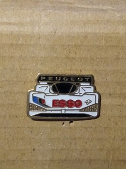 Pin's\Pétroliers\Esso