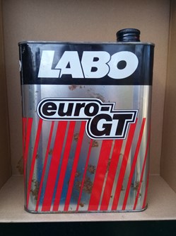 Bidons\huile\métal\pétrolier\Labo
