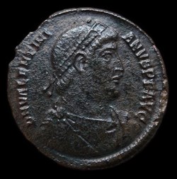 Ae1 Valentinien - Constantinople RIC. 15