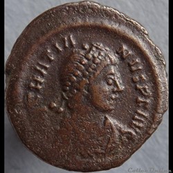 Ae4 Gratien - Constantinople RIC. 64 a