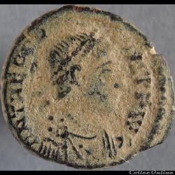 Ae4 Théodose I - Thessalonique RIC. 65