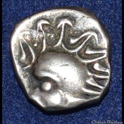 TOLOSATES (région de Vieille-Toulouse) Drachme “à la tête négroïde”