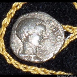 Imitation CARACALLA - Pièce Argent de 2,48g et 15 mm de diamètre.