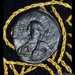 ROMANUS III - Follis de 9,15g et 24/28 de diamètre.