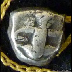 XERXES à DARIUS III - SIGLOS de 5,45 et 13 mm de diamètre