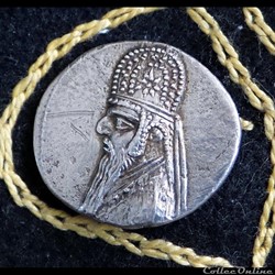 MITHRADATES II - AR Drachm de 3,97g et 20,74 mm de diamètre.
